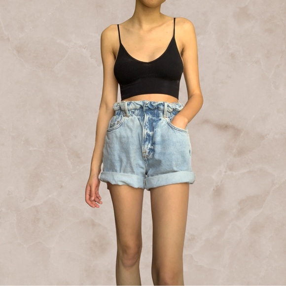 Frame Light Blue Denim Short With Ruffled Waist - Picture 1 of 3